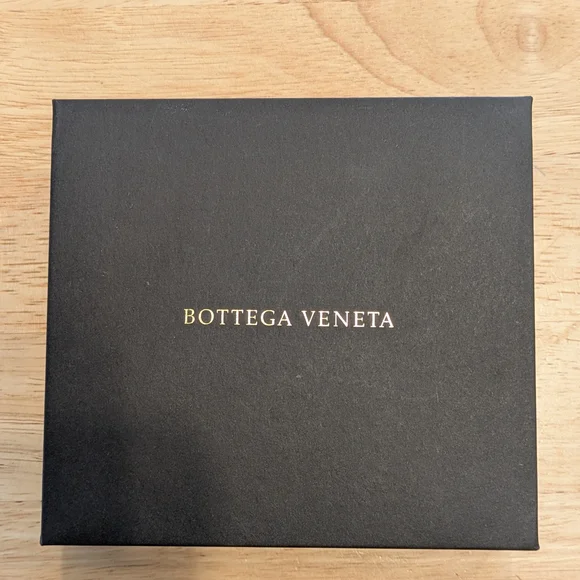 Bottega Veneta Box and Dust Bag Set - Picture 2 of 5